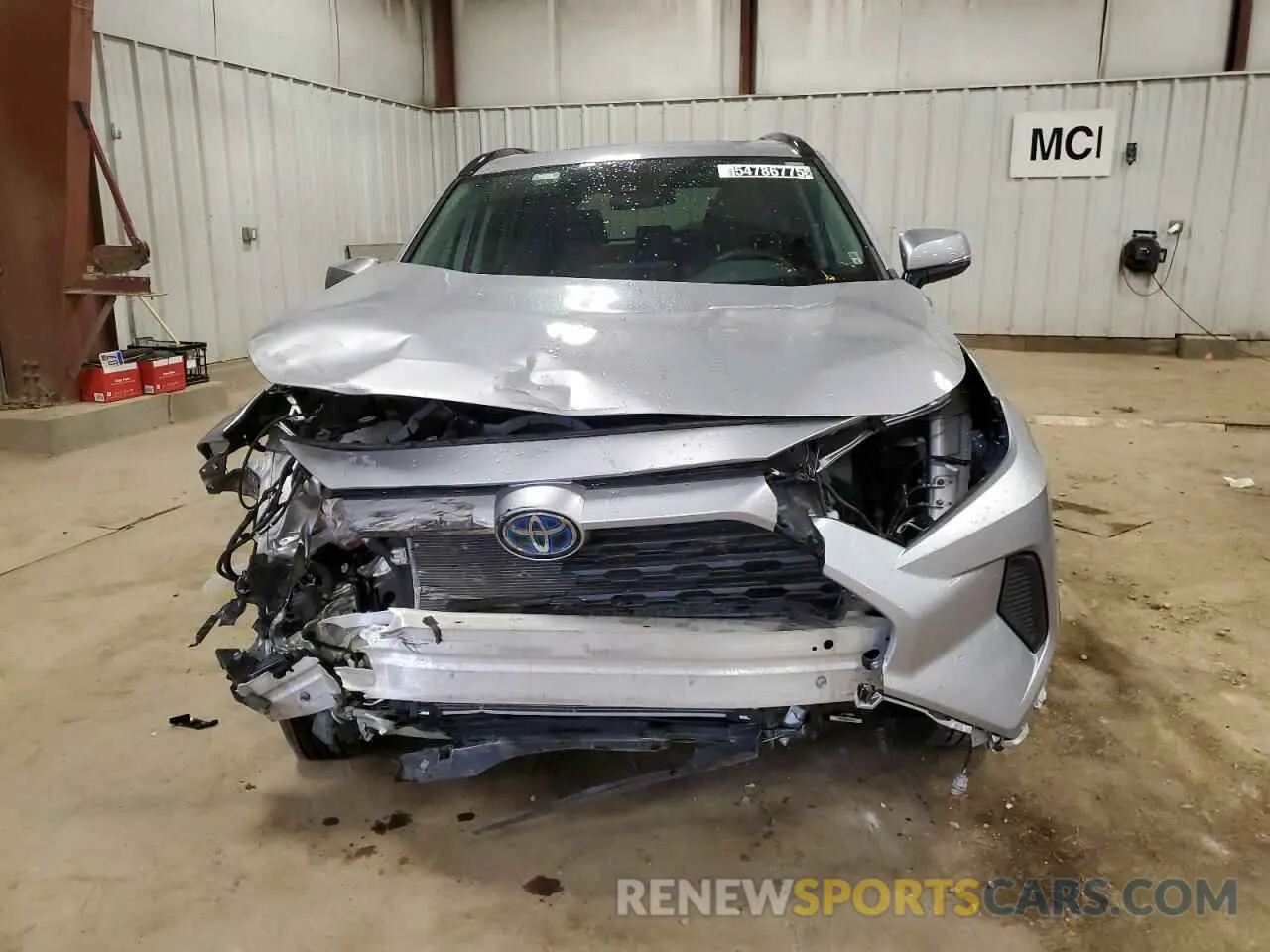 5 Photograph of a damaged car 4T3RWRFVXRU145858 TOYOTA RAV4 2024