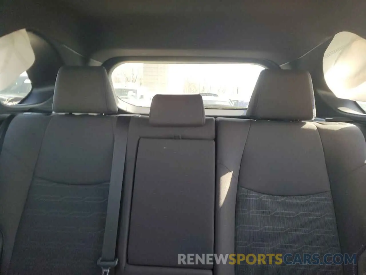 10 Photograph of a damaged car JTM16RFV4RD123719 TOYOTA RAV4 2024