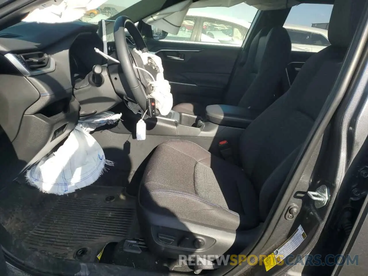 7 Photograph of a damaged car JTM16RFV4RD123719 TOYOTA RAV4 2024