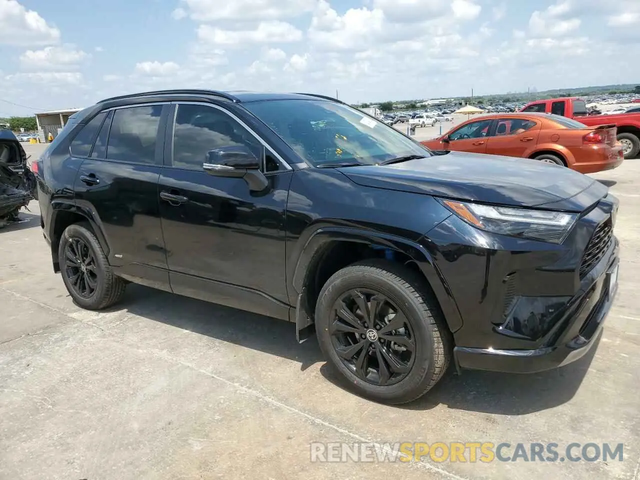 4 Photograph of a damaged car JTM16RFV4RJ054001 TOYOTA RAV4 2024