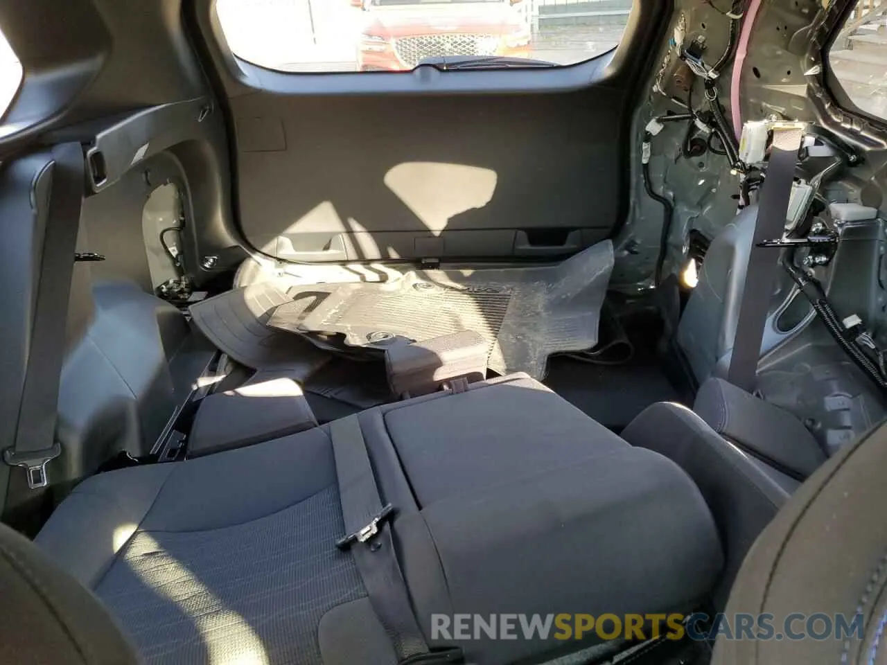 10 Photograph of a damaged car JTM16RFV8RD150504 TOYOTA RAV4 2024