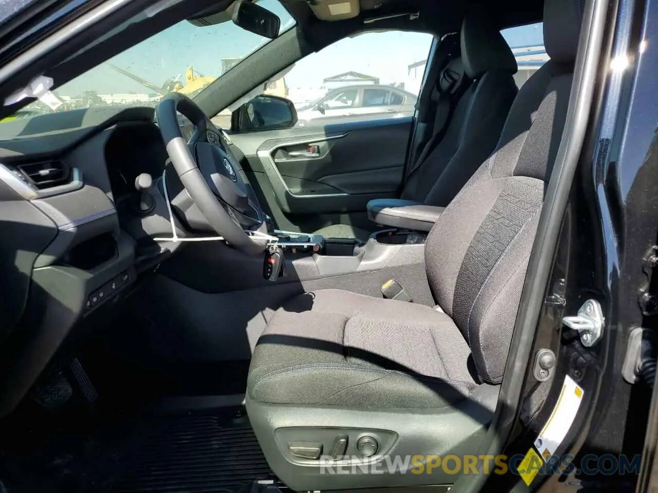 7 Photograph of a damaged car JTM16RFVXRD137222 TOYOTA RAV4 2024