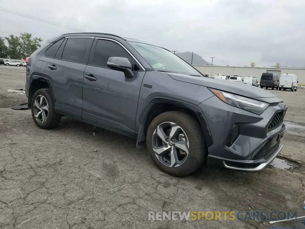 4 Photograph of a damaged car JTMAB3FV3RD176372 TOYOTA RAV4 2024