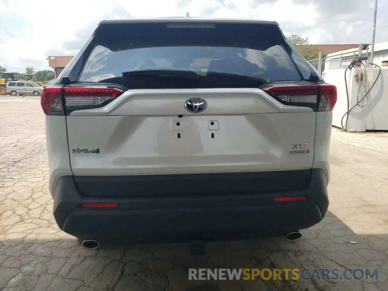 6 Photograph of a damaged car JTMB6RFV5RD558365 TOYOTA RAV4 2024