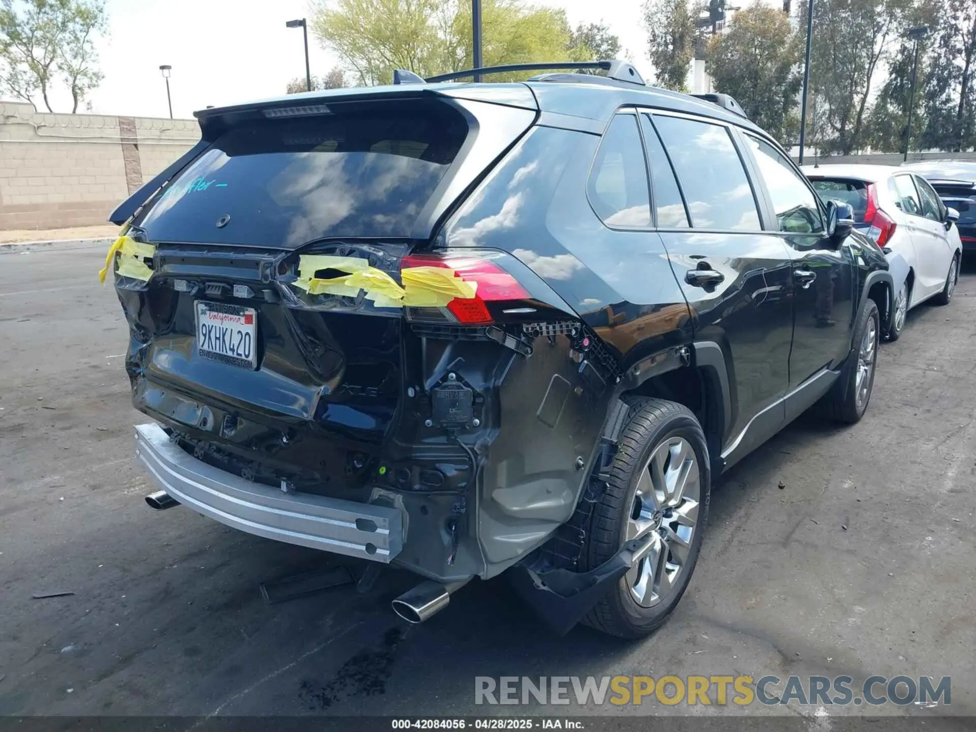 4 Photograph of a damaged car JTMC1RFV0RJ027160 TOYOTA RAV4 2024