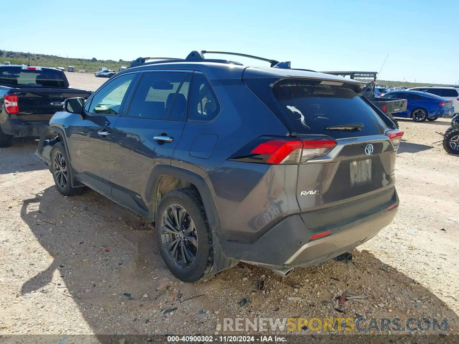 3 Photograph of a damaged car JTMD6RFV0RD129370 TOYOTA RAV4 2024