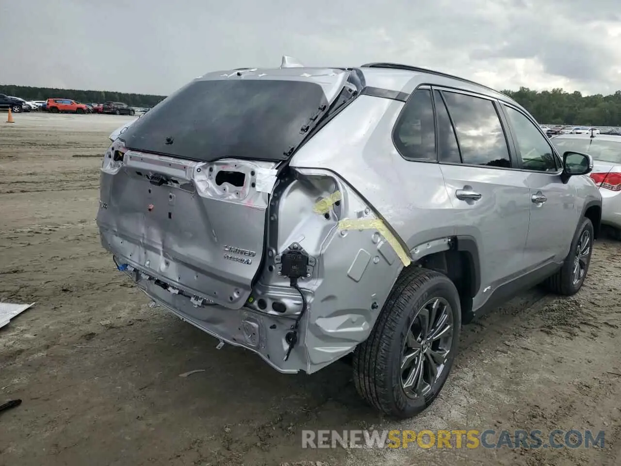 3 Photograph of a damaged car JTMD6RFV4RD138590 TOYOTA RAV4 2024