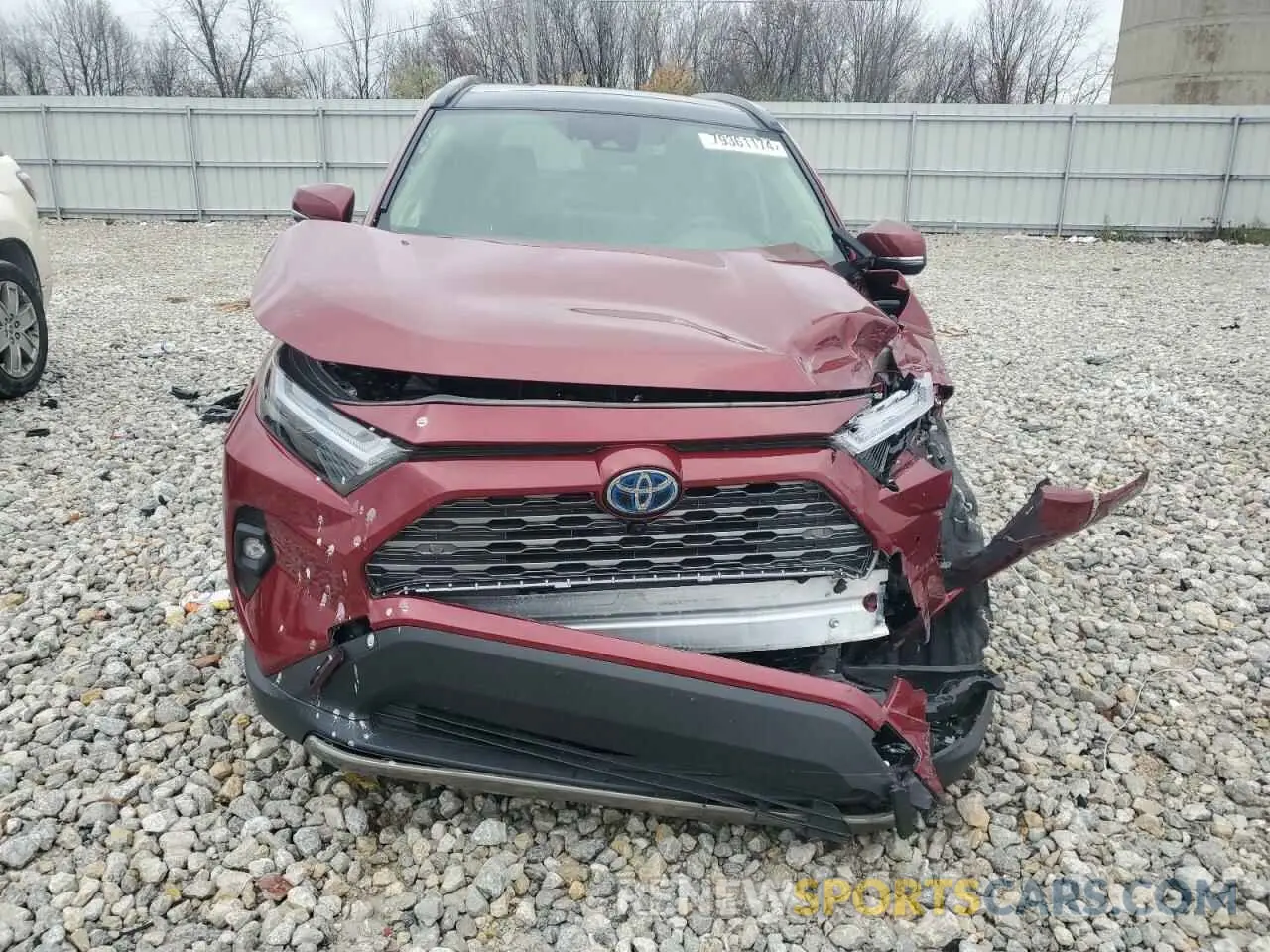 5 Photograph of a damaged car JTMD6RFV5RD125590 TOYOTA RAV4 2024