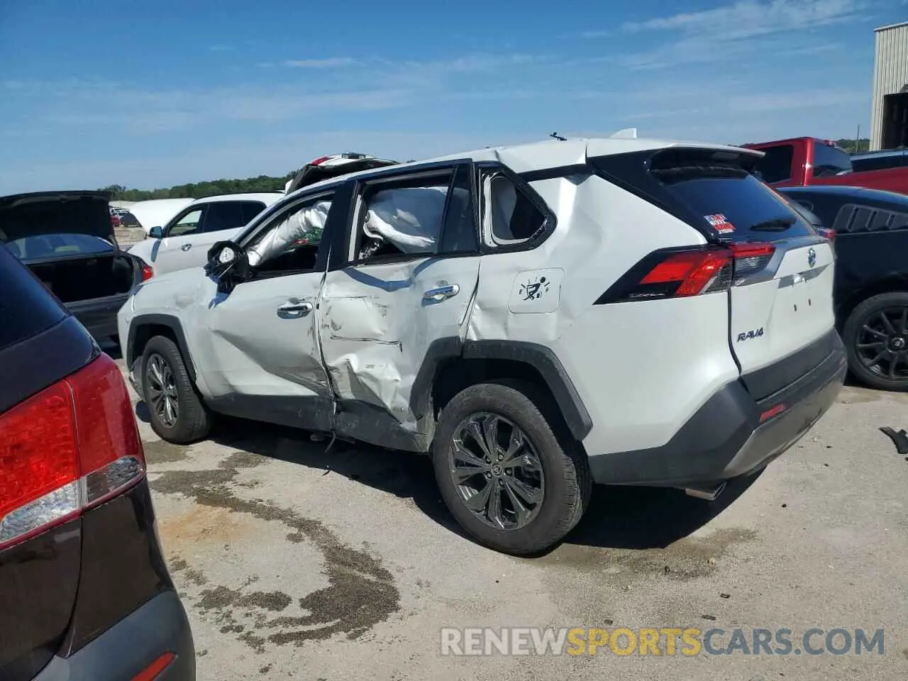 2 Photograph of a damaged car JTMD6RFV5RJ043604 TOYOTA RAV4 2024