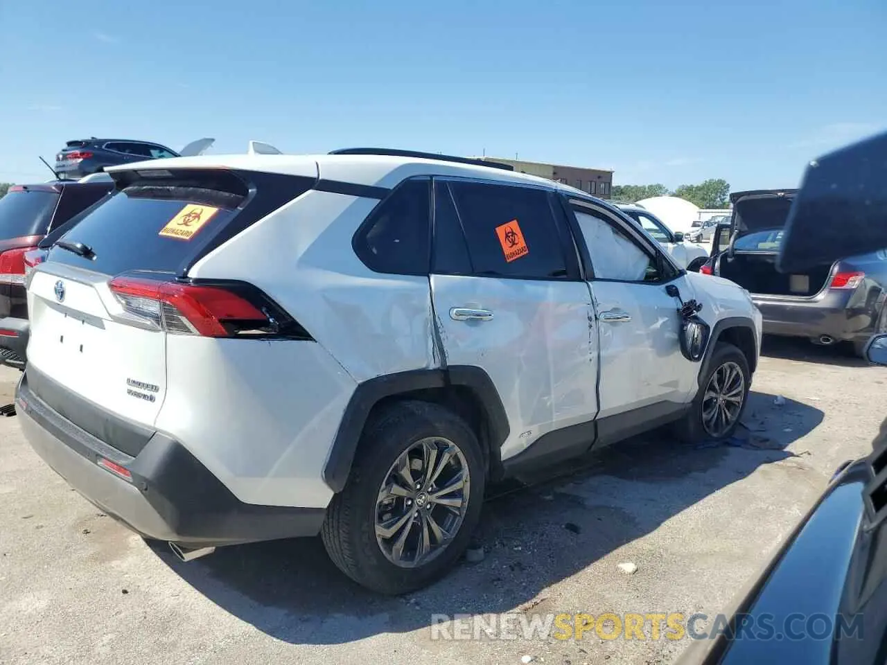 3 Photograph of a damaged car JTMD6RFV5RJ043604 TOYOTA RAV4 2024