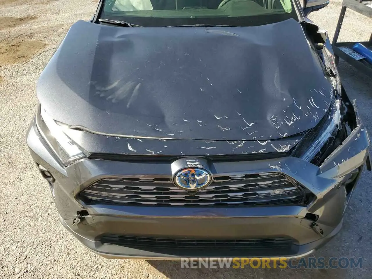 11 Photograph of a damaged car JTMD6RFV8RD144473 TOYOTA RAV4 2024