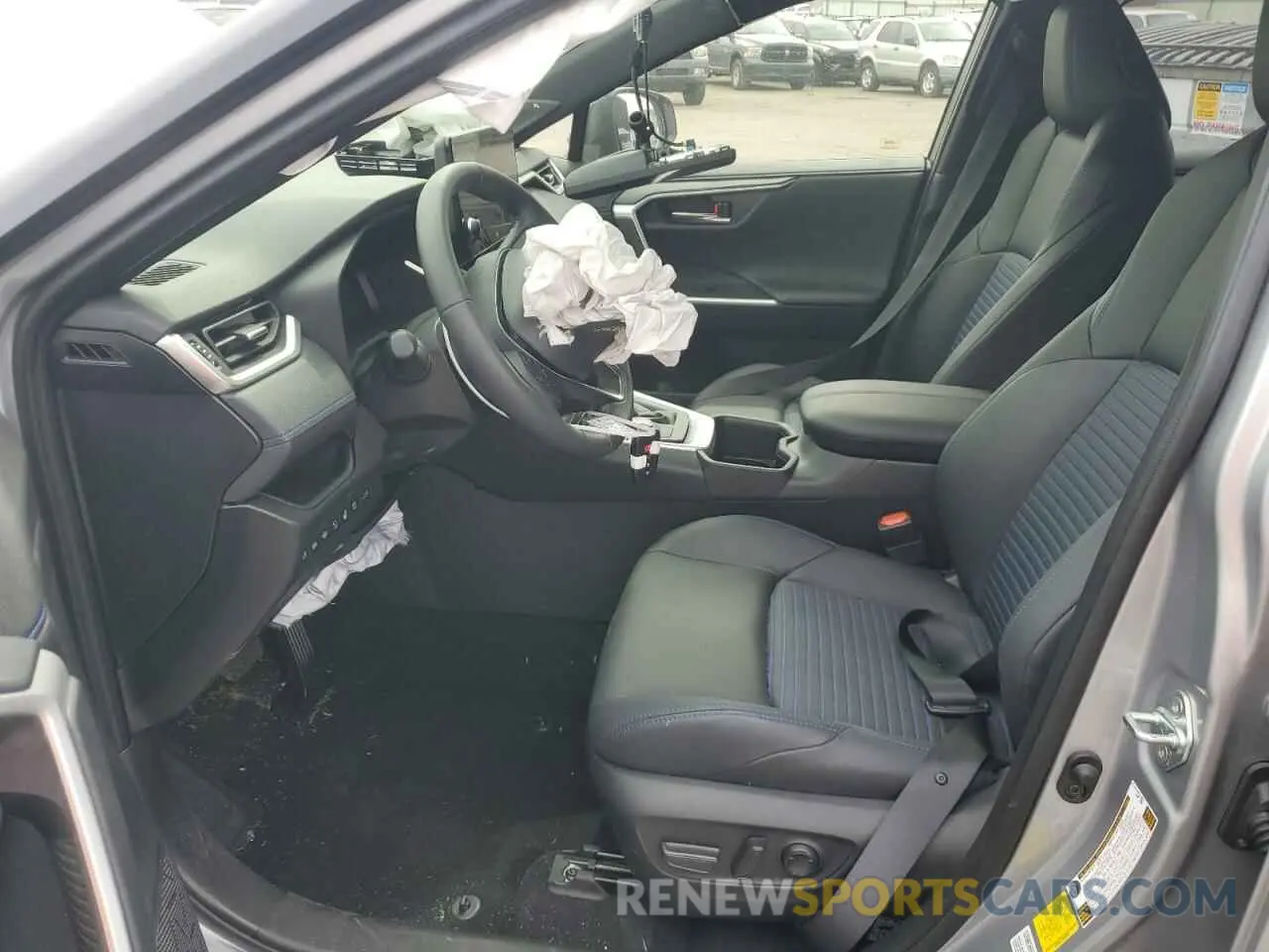 7 Photograph of a damaged car JTME6RFV1RD563804 TOYOTA RAV4 2024