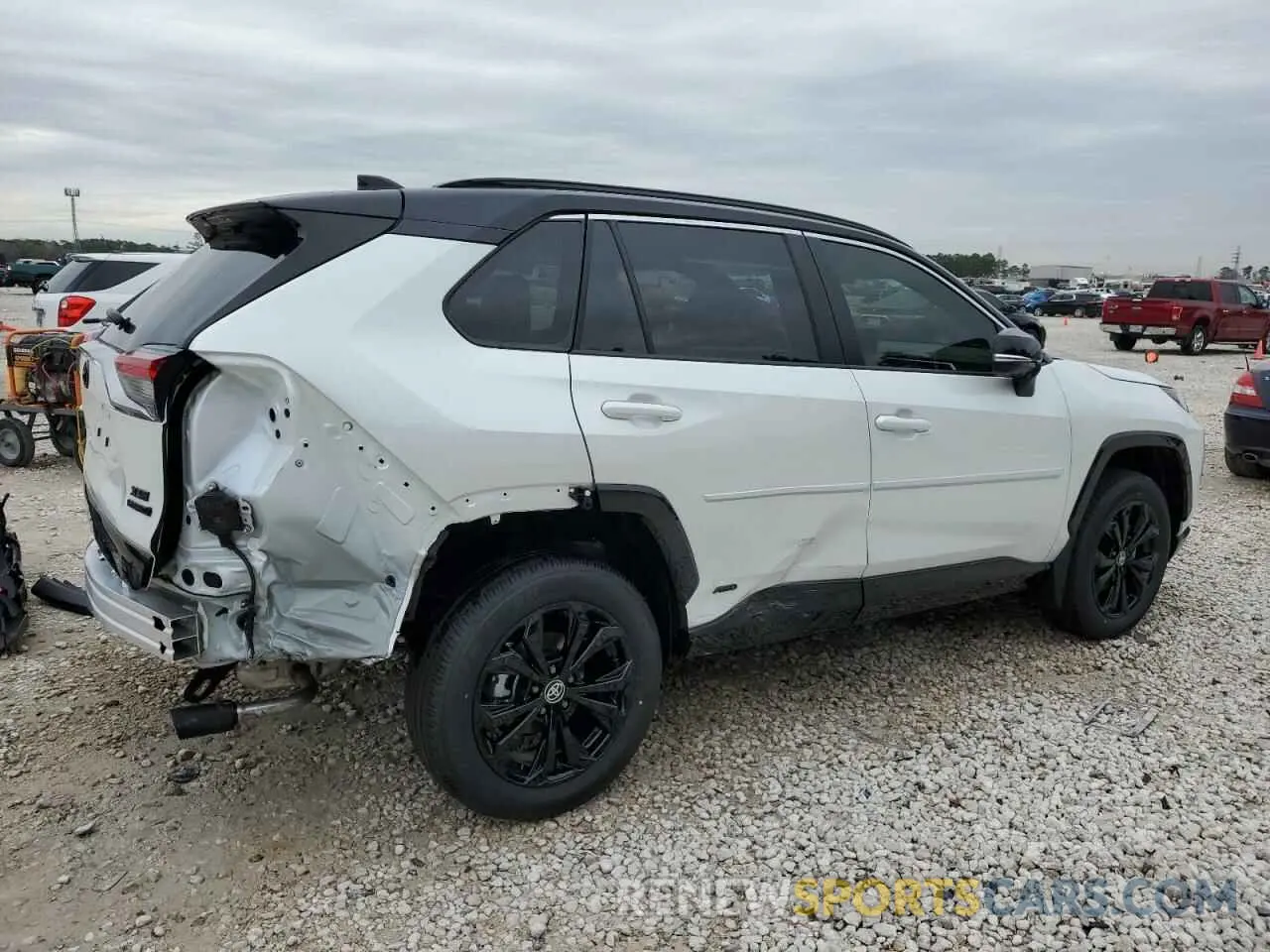 3 Photograph of a damaged car JTME6RFV2RJ063958 TOYOTA RAV4 2024