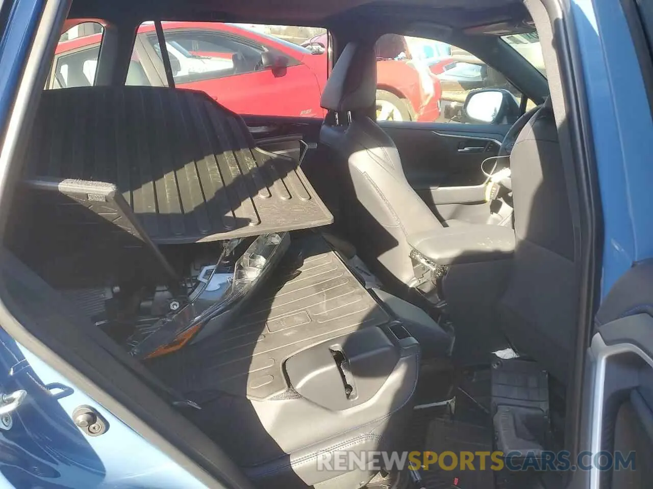 10 Photograph of a damaged car JTME6RFV3RD560080 TOYOTA RAV4 2024