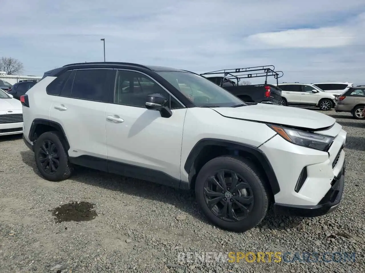 4 Photograph of a damaged car JTME6RFV5RD558718 TOYOTA RAV4 2024