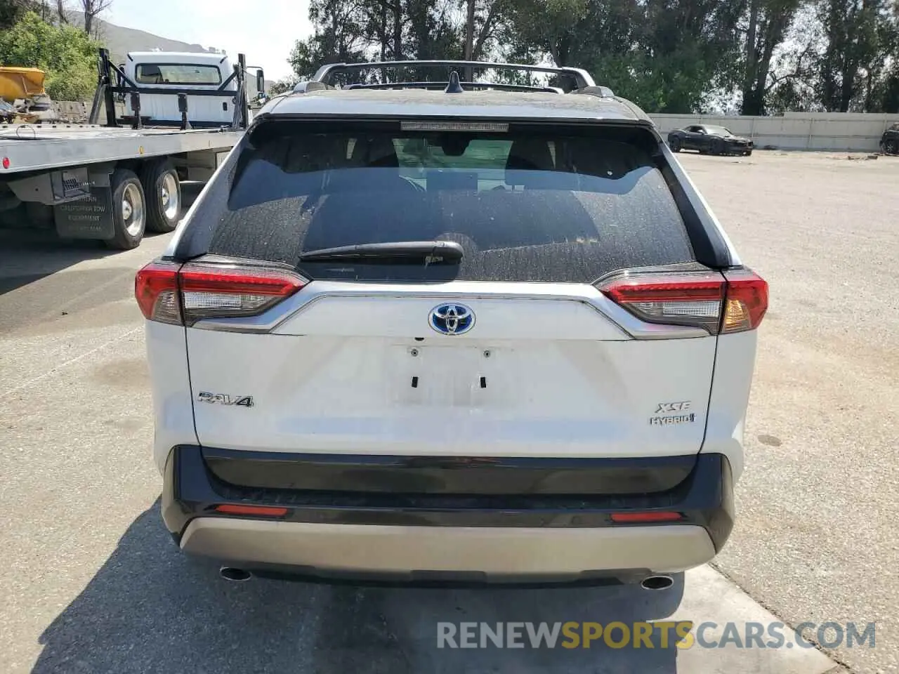 6 Photograph of a damaged car JTME6RFV5RD566897 TOYOTA RAV4 2024