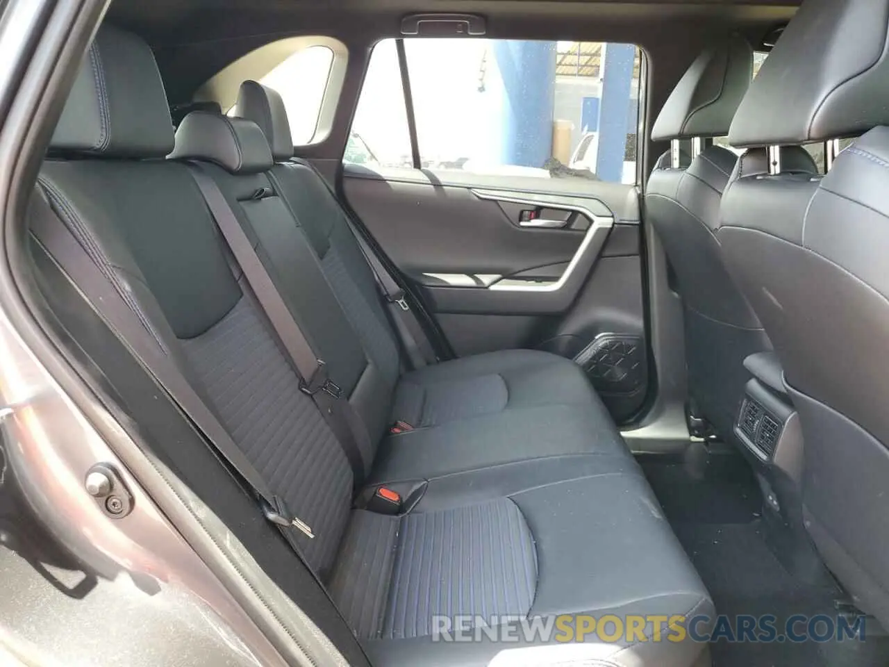 10 Photograph of a damaged car JTME6RFVXRD557502 TOYOTA RAV4 2024