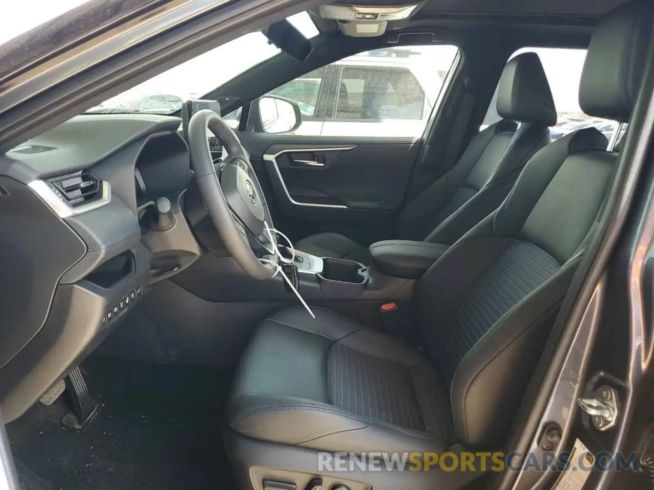 7 Photograph of a damaged car JTME6RFVXRD557502 TOYOTA RAV4 2024