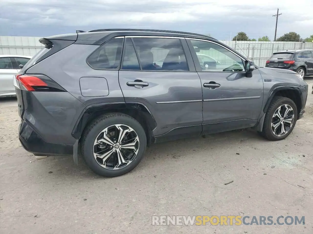 3 Photograph of a damaged car JTMEB3FV2RD232691 TOYOTA RAV4 2024