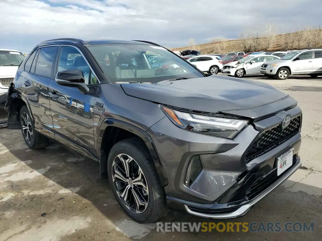 4 Photograph of a damaged car JTMFB3FV0RD232497 TOYOTA RAV4 2024