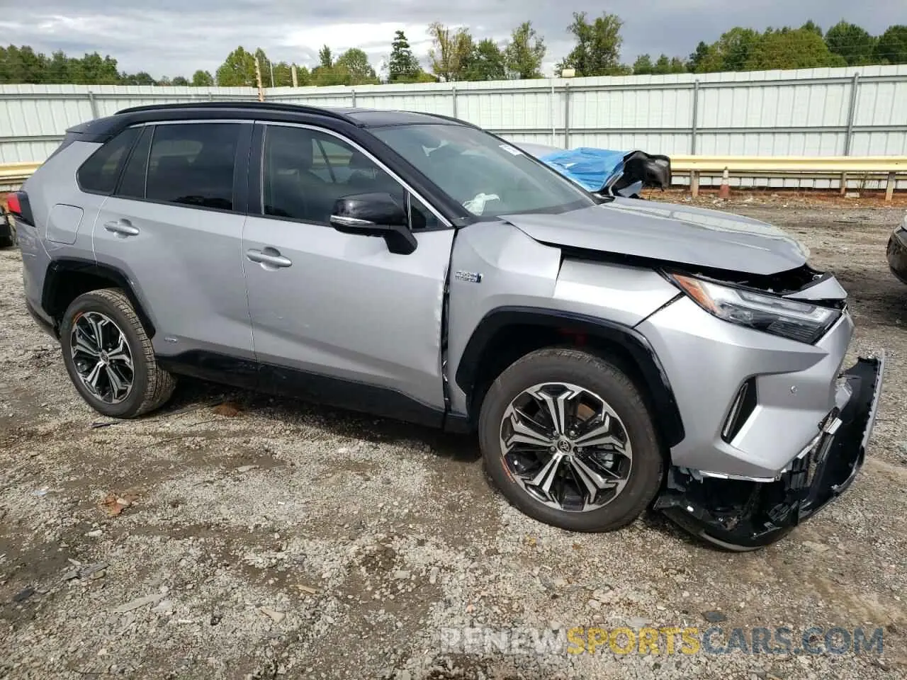 4 Photograph of a damaged car JTMFB3FV4RD193526 TOYOTA RAV4 2024