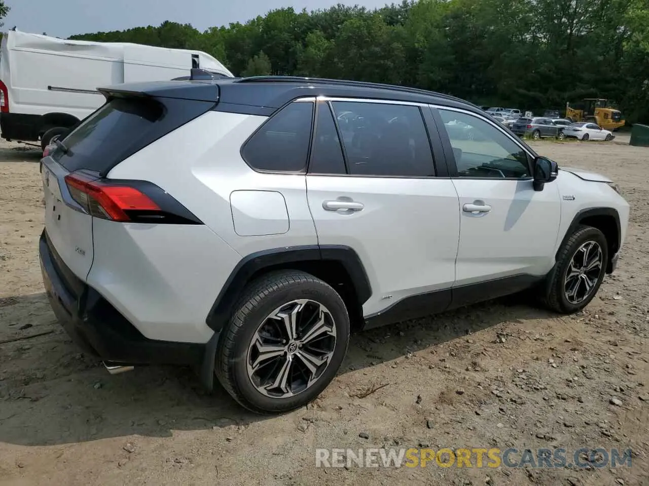 3 Photograph of a damaged car JTMFB3FV6RD175593 TOYOTA RAV4 2024