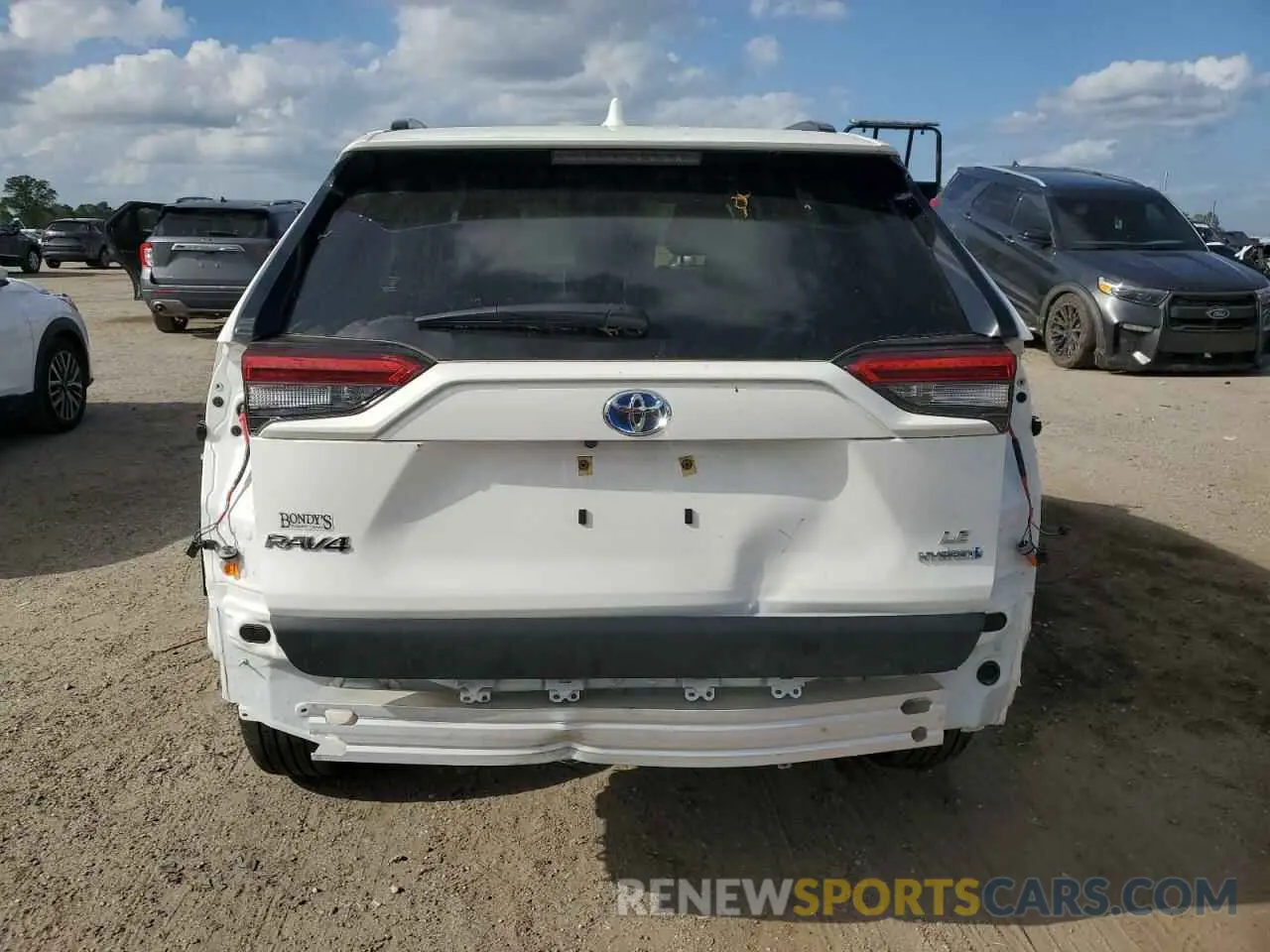 6 Photograph of a damaged car JTMLWRFV7RD256032 TOYOTA RAV4 2024