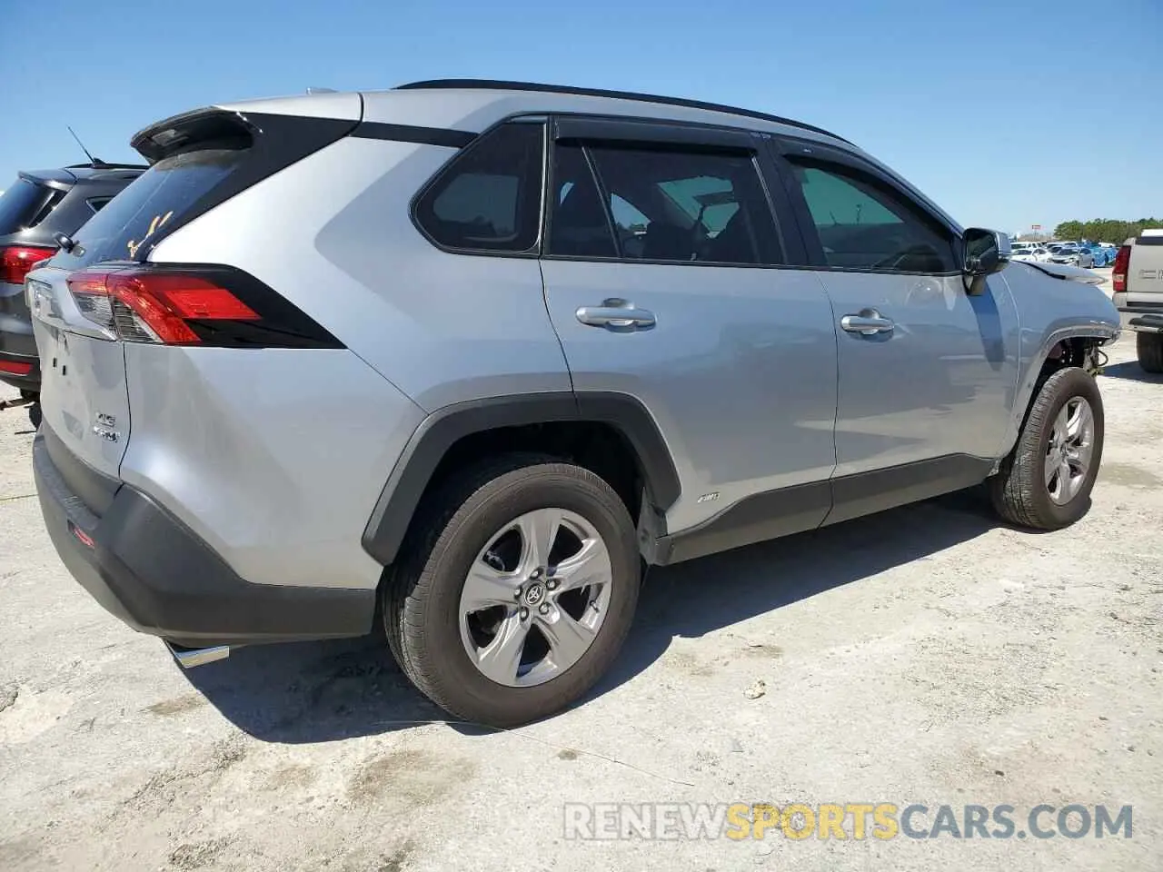 3 Photograph of a damaged car JTMRWRFV2RJ059717 TOYOTA RAV4 2024