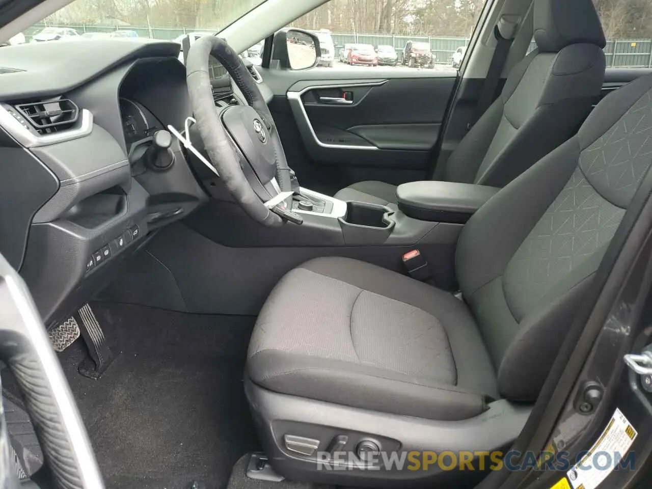 7 Photograph of a damaged car JTMRWRFV4RD269492 TOYOTA RAV4 2024