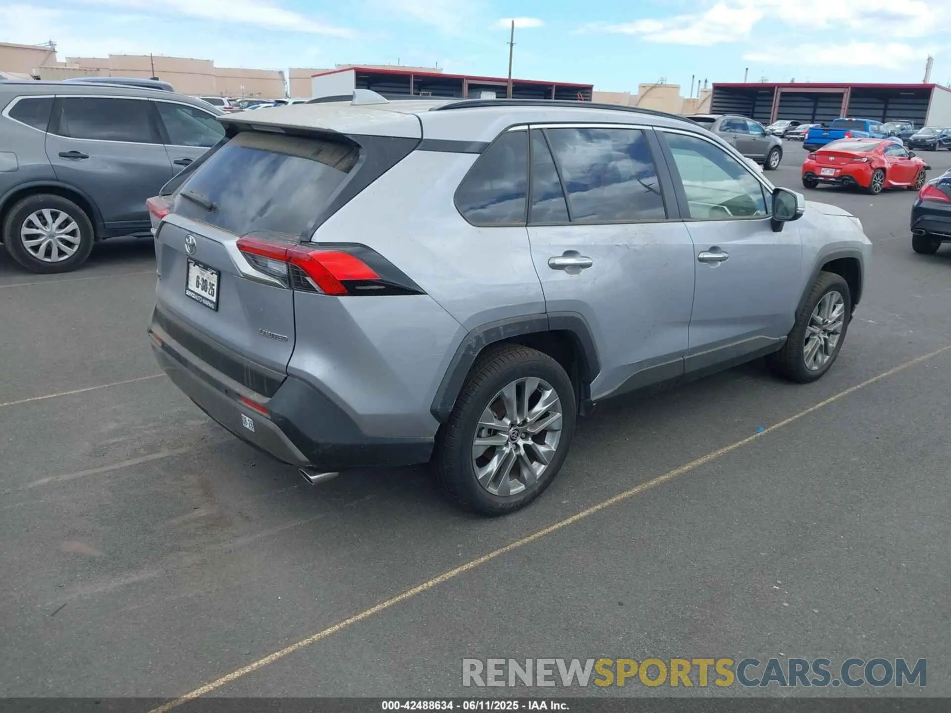 4 Photograph of a damaged car JTMY1RFV4RD122938 TOYOTA RAV4 2024