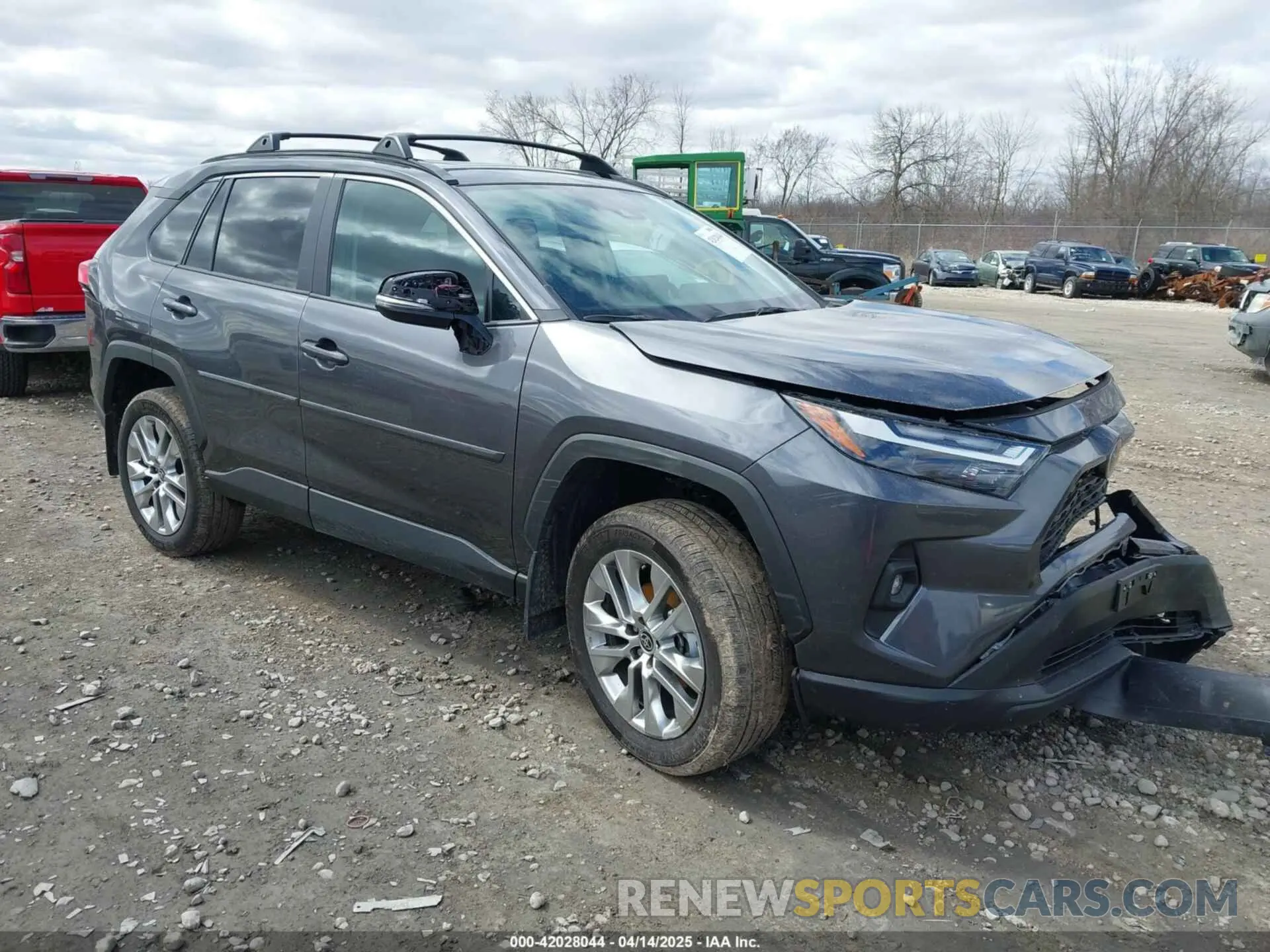 1 Photograph of a damaged car 2T3A1RFV2SC494497 TOYOTA RAV4 2025