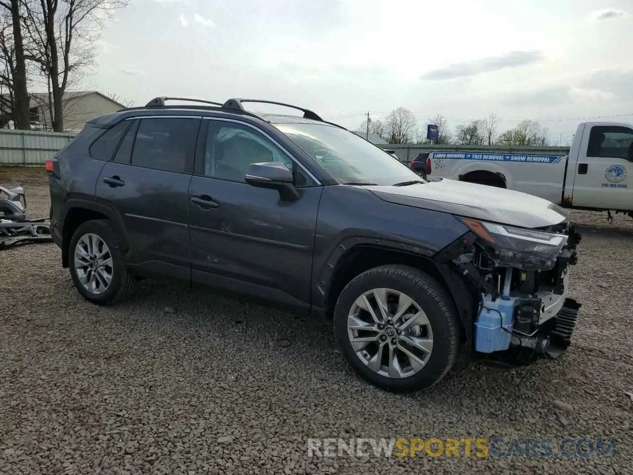 4 Photograph of a damaged car 2T3A1RFV6SC506604 TOYOTA RAV4 2025
