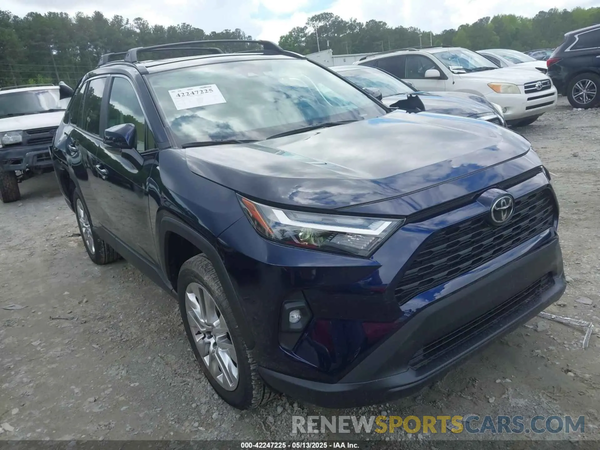 1 Photograph of a damaged car 2T3A1RFV7SW514631 TOYOTA RAV4 2025