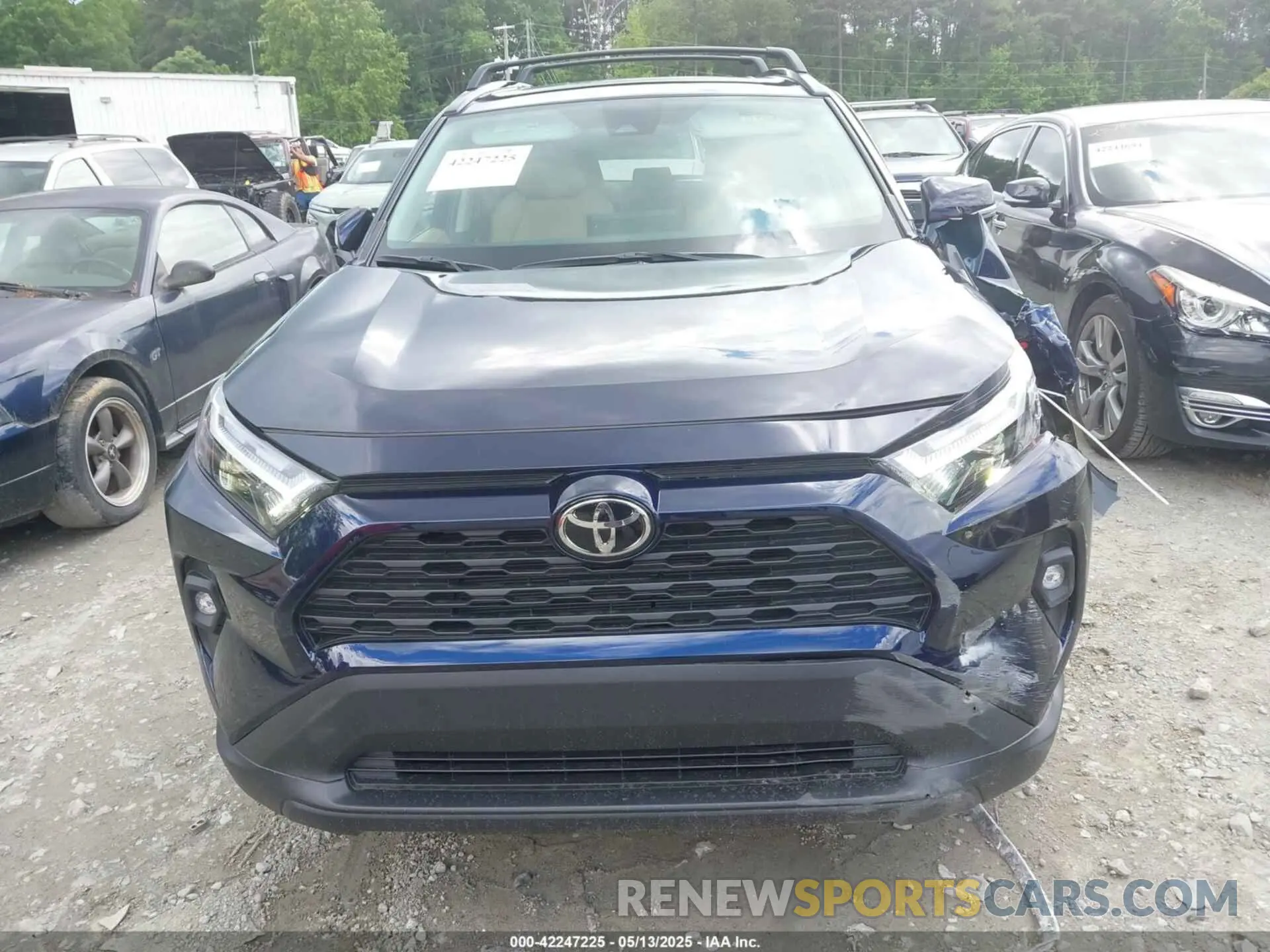 12 Photograph of a damaged car 2T3A1RFV7SW514631 TOYOTA RAV4 2025