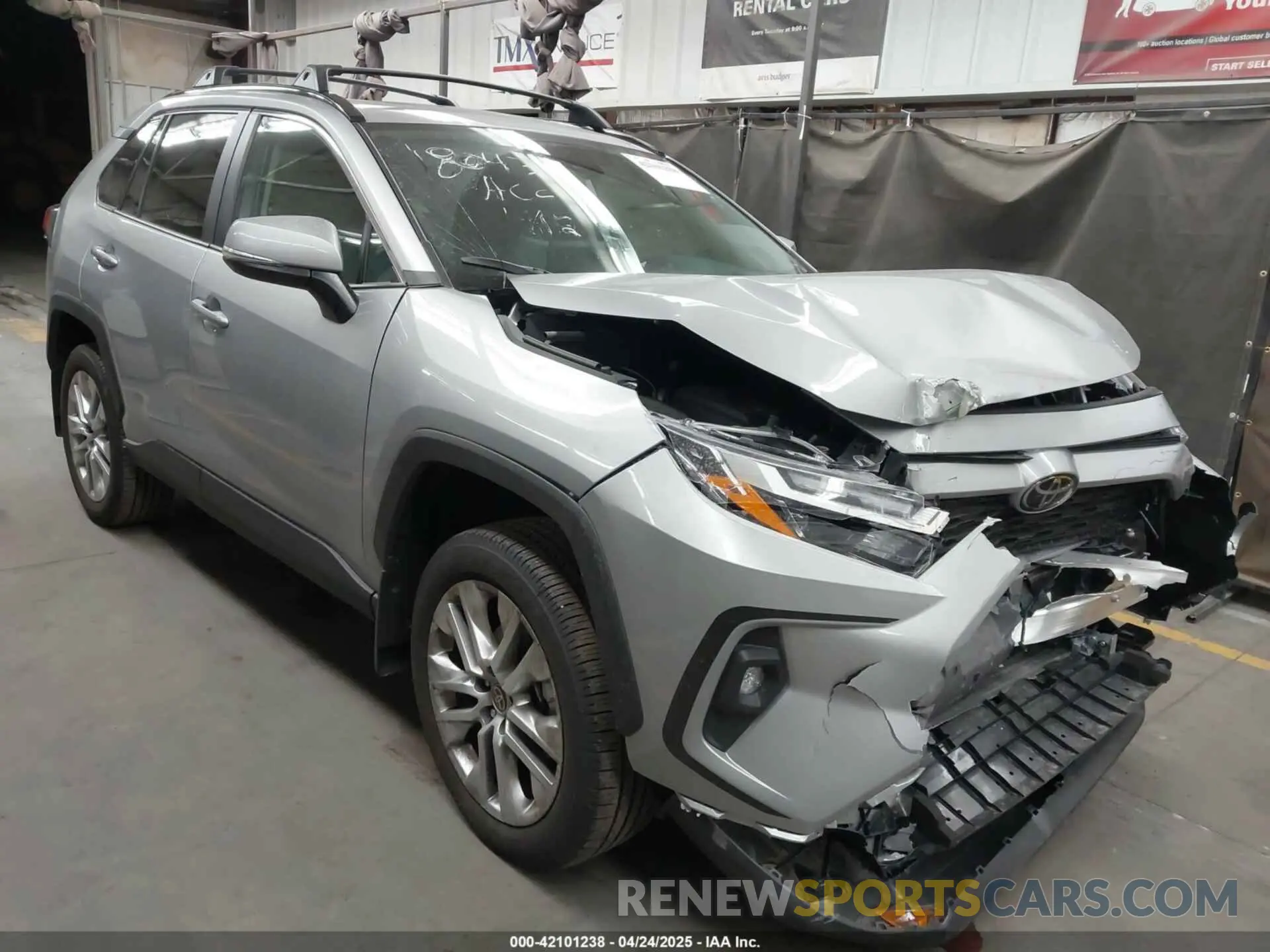 1 Photograph of a damaged car 2T3A1RFV9SW522259 TOYOTA RAV4 2025