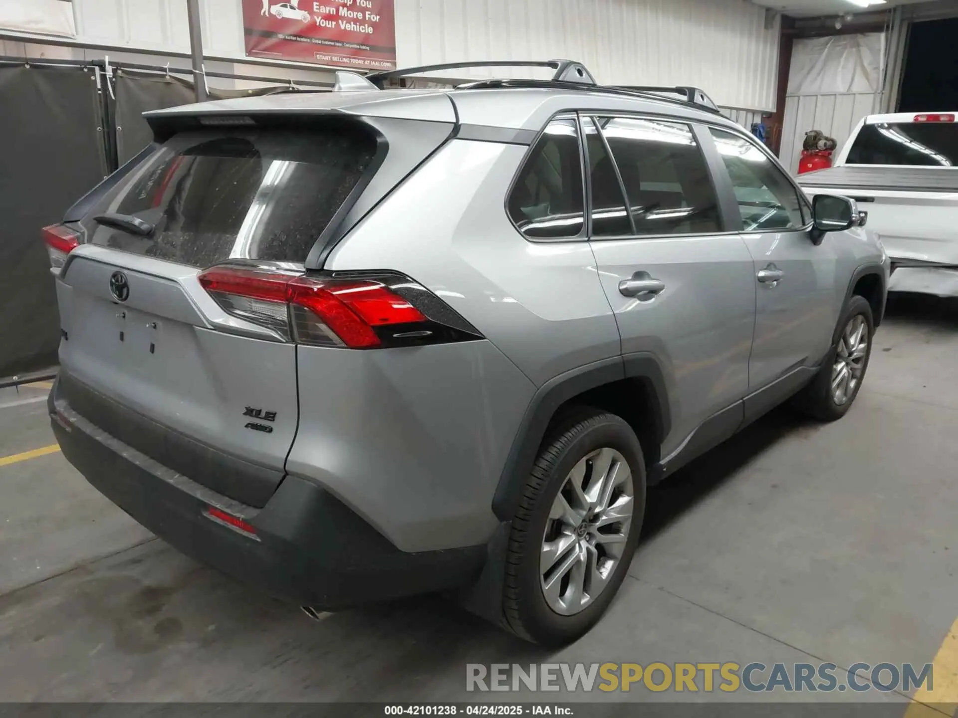 4 Photograph of a damaged car 2T3A1RFV9SW522259 TOYOTA RAV4 2025