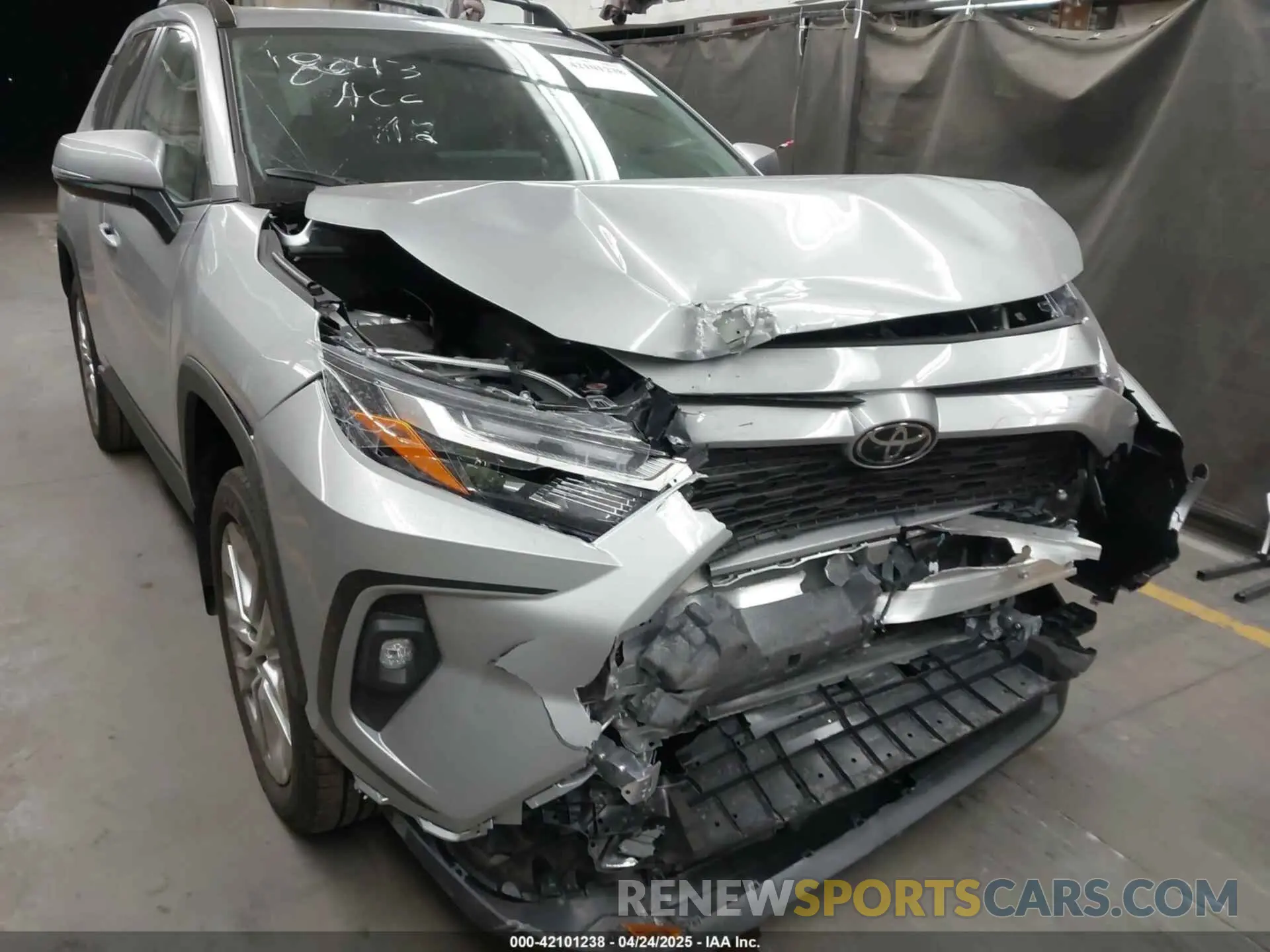 6 Photograph of a damaged car 2T3A1RFV9SW522259 TOYOTA RAV4 2025