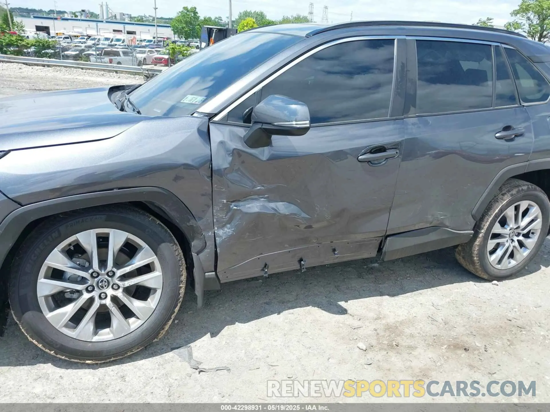 6 Photograph of a damaged car 2T3A1RFVXSC509876 TOYOTA RAV4 2025