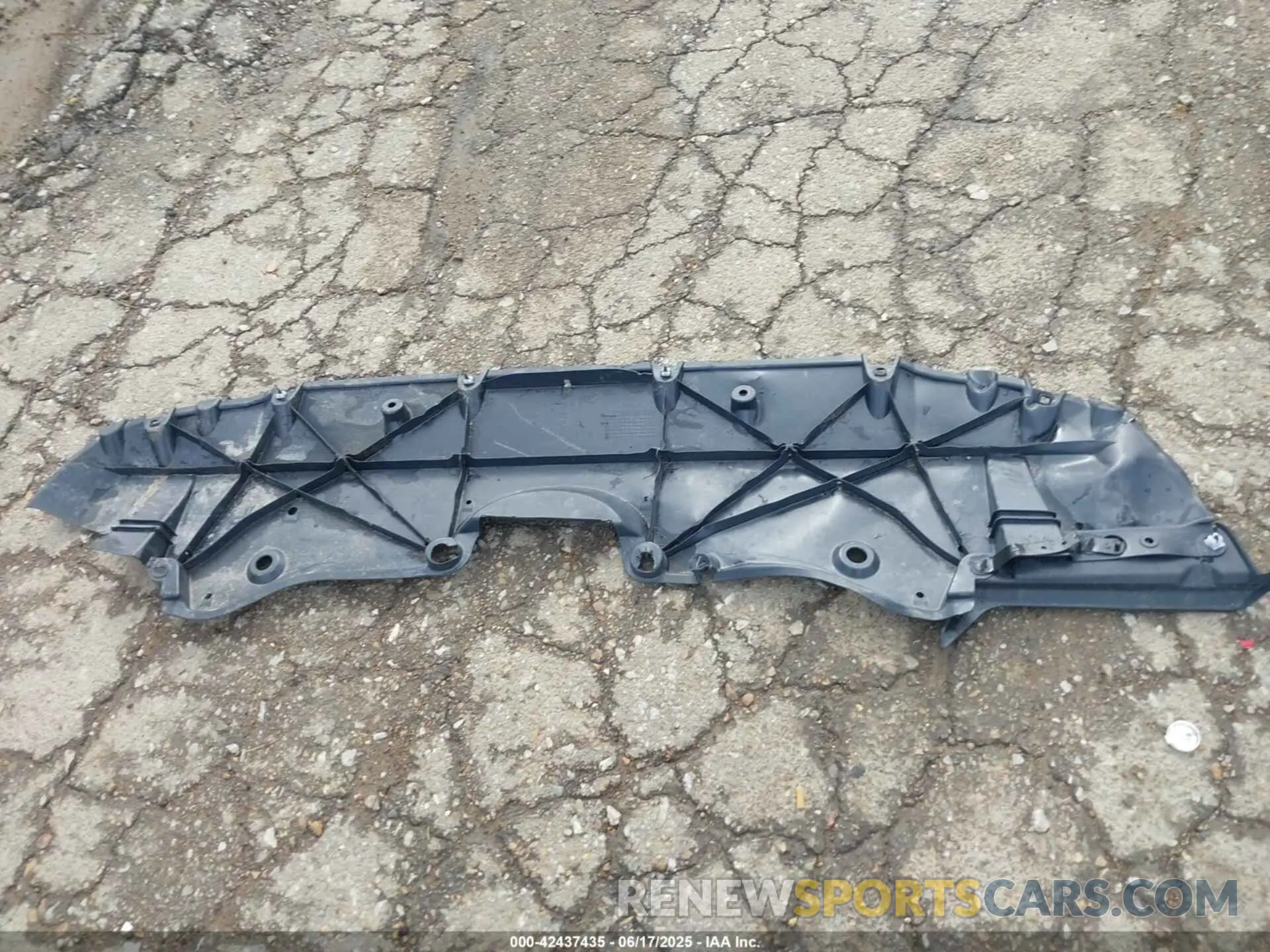 12 Photograph of a damaged car 2T3C1RFV1SW386749 TOYOTA RAV4 2025