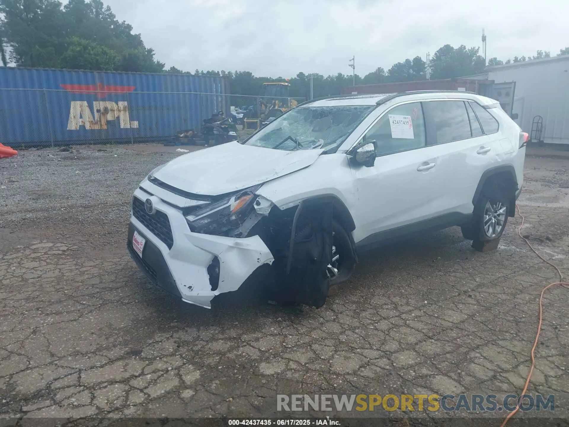2 Photograph of a damaged car 2T3C1RFV1SW386749 TOYOTA RAV4 2025