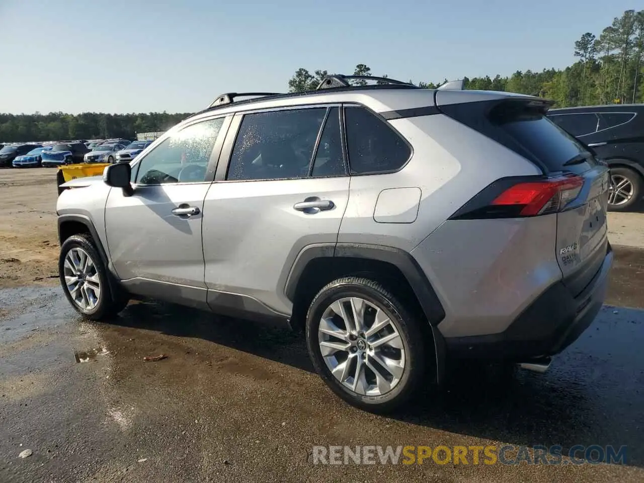2 Photograph of a damaged car 2T3C1RFV2SC308112 TOYOTA RAV4 2025