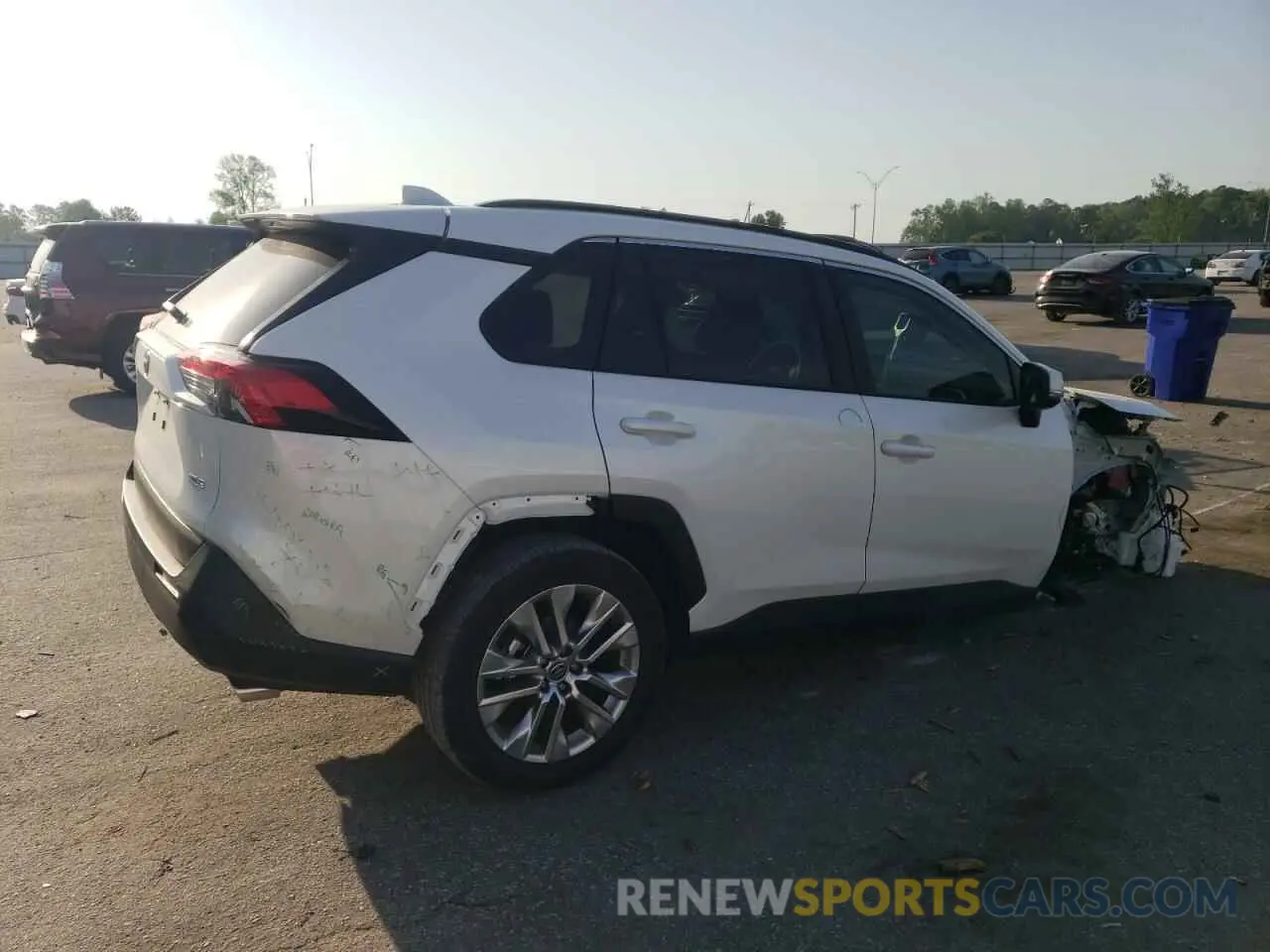 3 Photograph of a damaged car 2T3C1RFV3SW378541 TOYOTA RAV4 2025