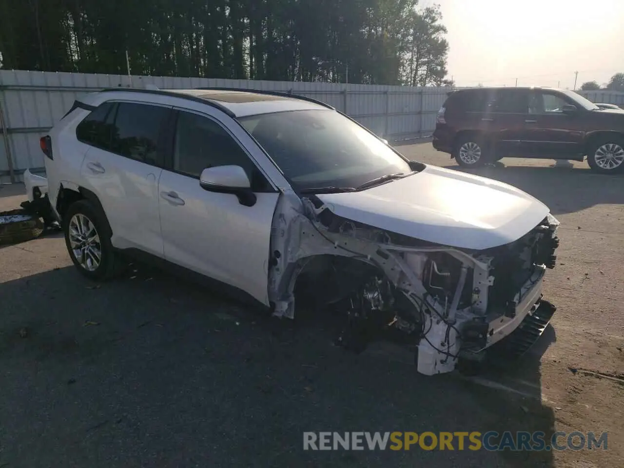 4 Photograph of a damaged car 2T3C1RFV3SW378541 TOYOTA RAV4 2025