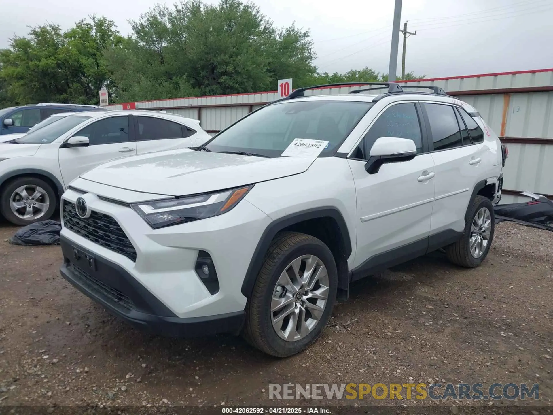 2 Photograph of a damaged car 2T3C1RFV5SW369078 TOYOTA RAV4 2025