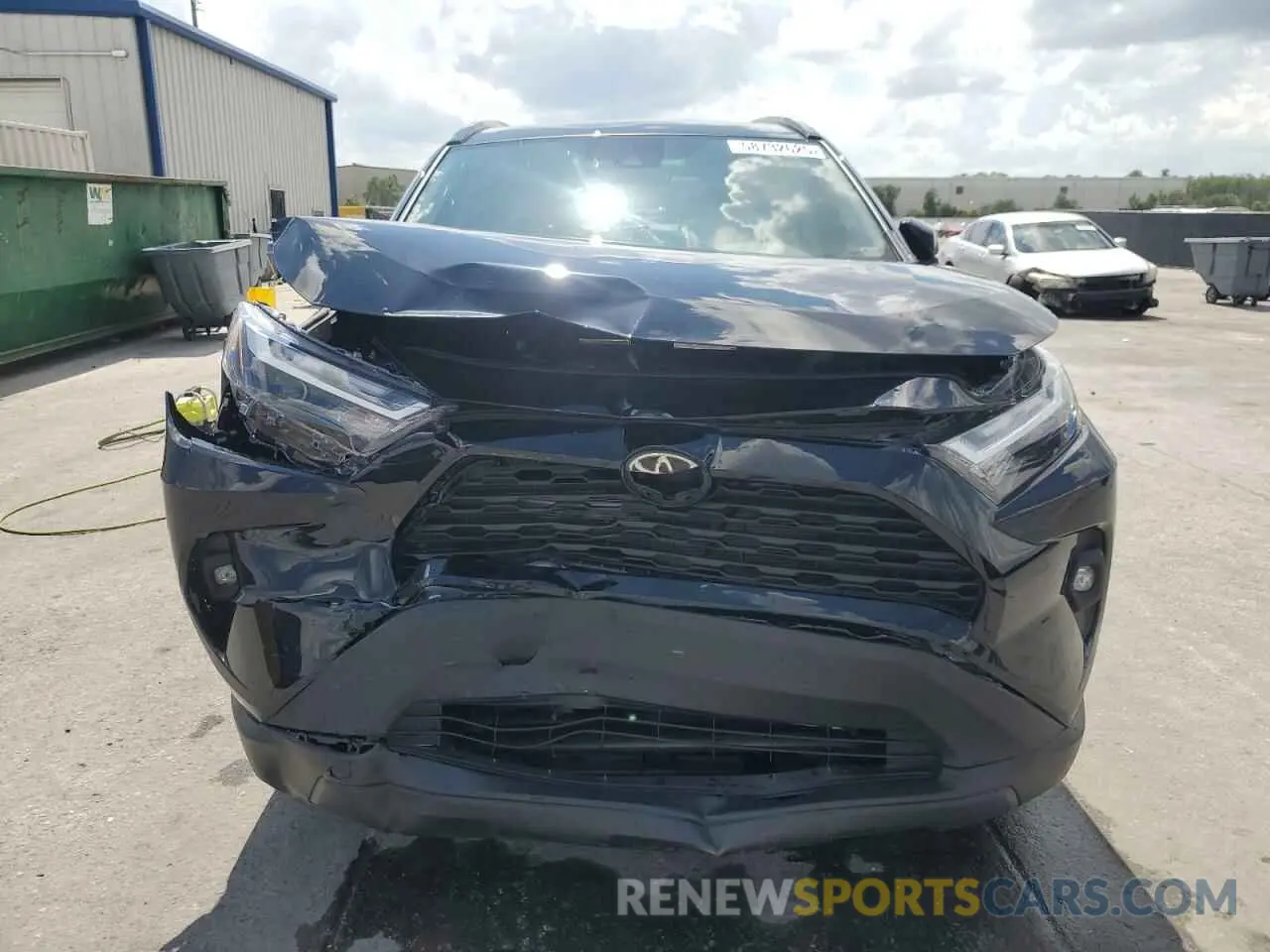 5 Photograph of a damaged car 2T3C1RFV5SW372661 TOYOTA RAV4 2025