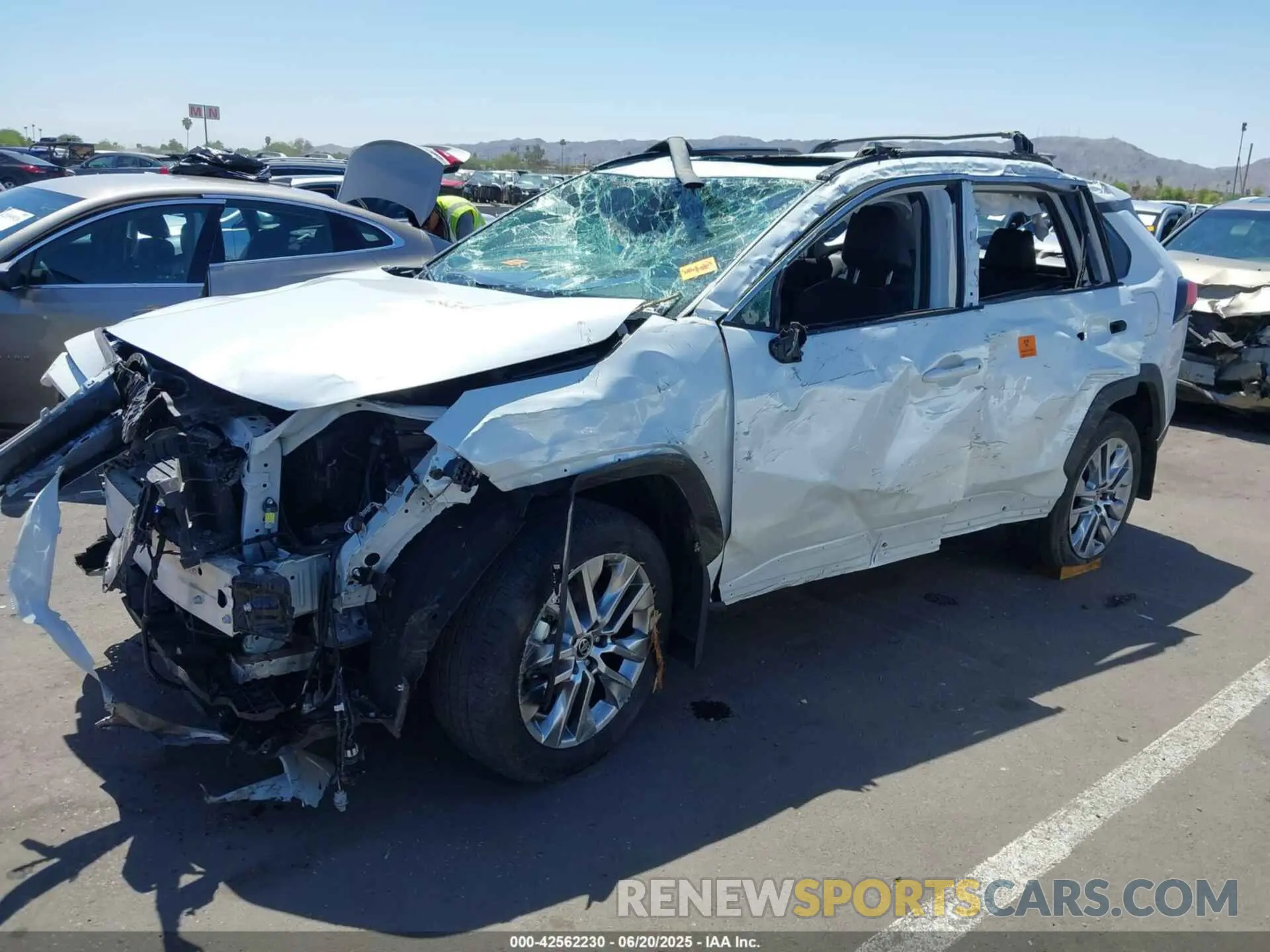 2 Photograph of a damaged car 2T3C1RFV8SW386490 TOYOTA RAV4 2025