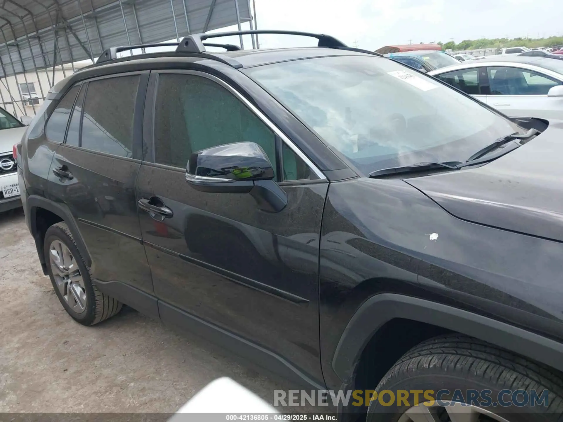 13 Photograph of a damaged car 2T3C1RFV9SC323495 TOYOTA RAV4 2025