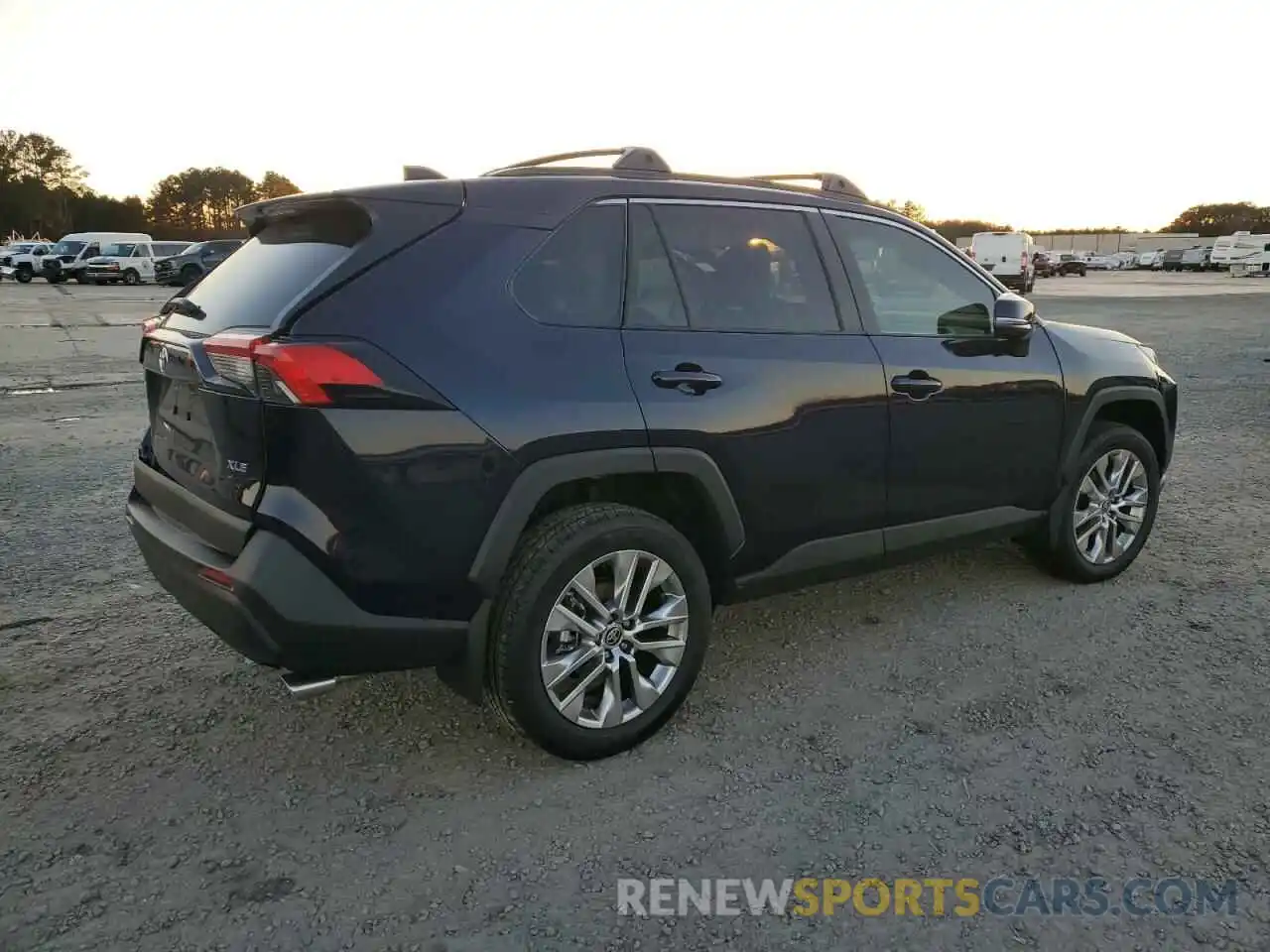 3 Photograph of a damaged car 2T3C1RFV9SW367334 TOYOTA RAV4 2025