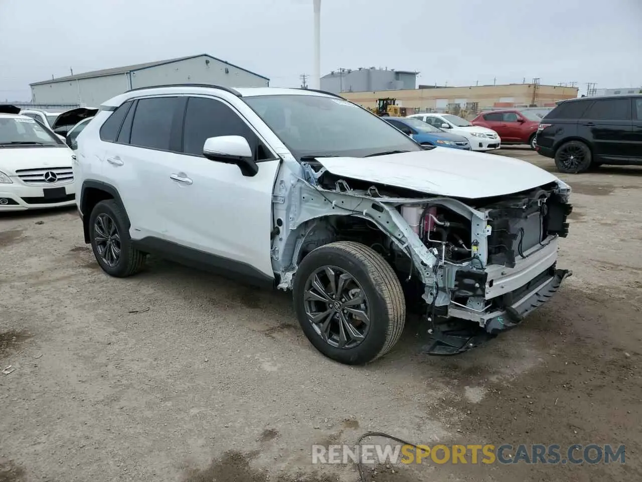 4 Photograph of a damaged car 2T3DWRFV3SW257059 TOYOTA RAV4 2025