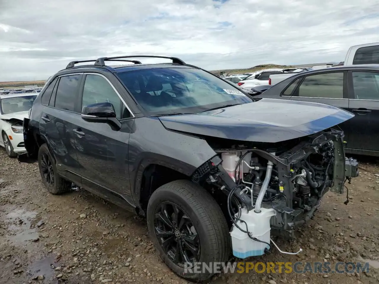 4 Photograph of a damaged car 2T3E6RFV8SW085230 TOYOTA RAV4 2025